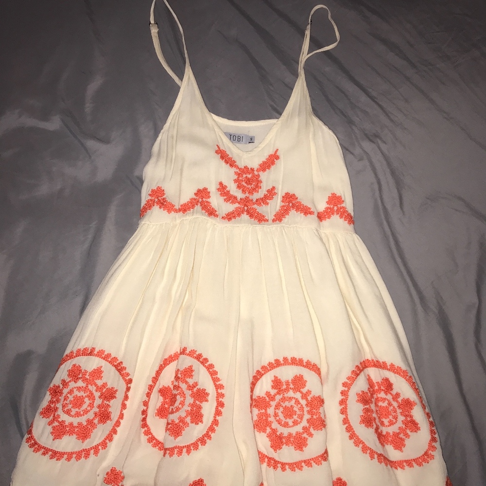 Embroidered Romper - Picture 2 of 3